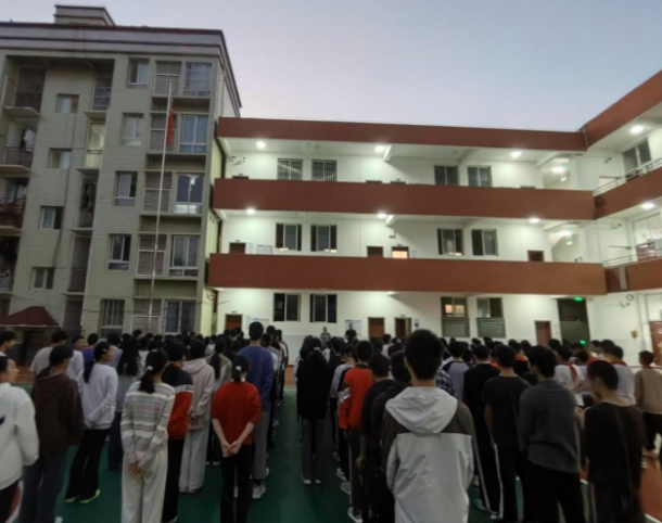 ����������δȻ �����Ұ�ȫ���ǡ����˱�