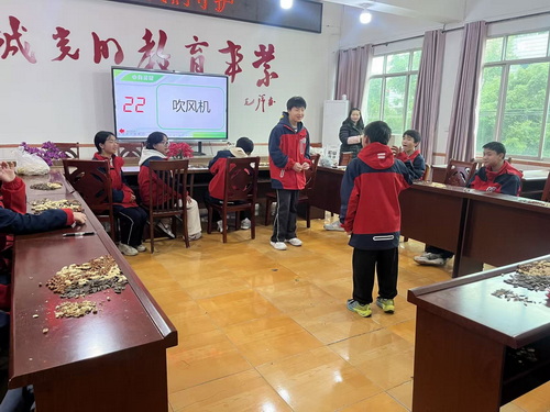 1778151138737362.jpg 茶话会3.jpg