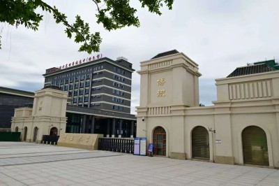 02.jpg